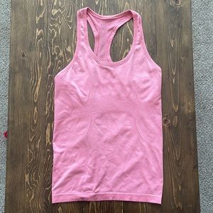 Lululemon Swiftly Tech Tank